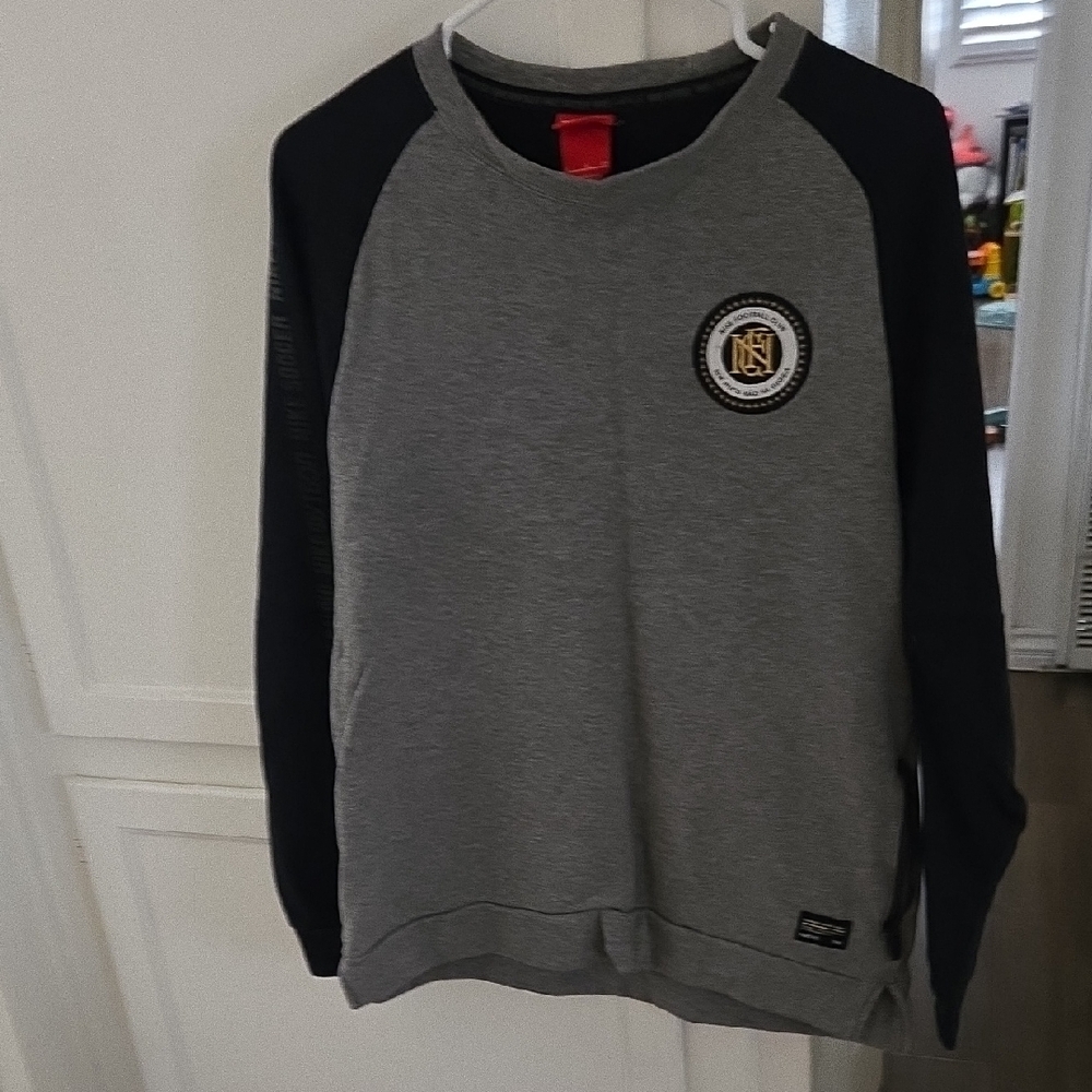 Nike Gray and Black Crewneck Sweater